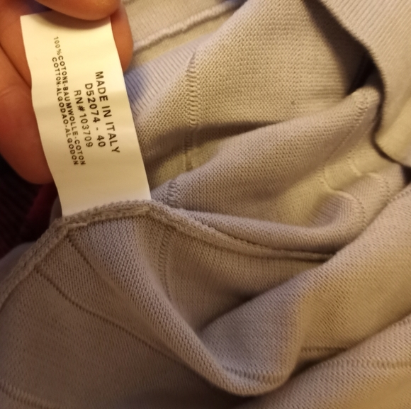 Armani Collezioni Sweater Italy 🇮🇹 - Picture 4 of 8